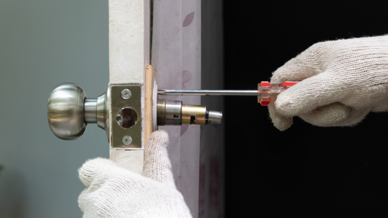 residential solutions high-quality home locksmith gibsonton, fl – lock and key services for your home