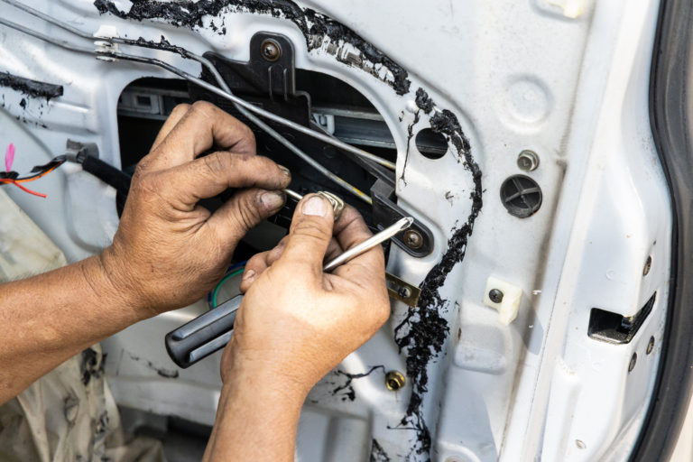 wire switches fixing scaled car and door unlocking solutions in gibsonton, fl